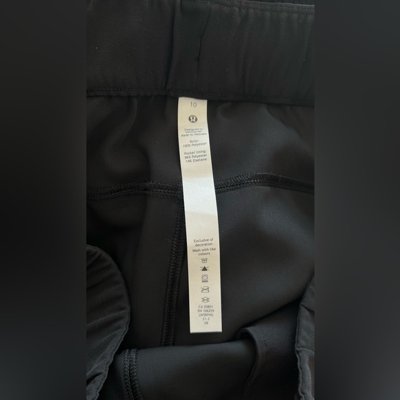 Lululemon On The Fly Pants - Picture 7 of 7